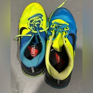 Nike Blue and Yellow Sneakers Modern Athletic Design